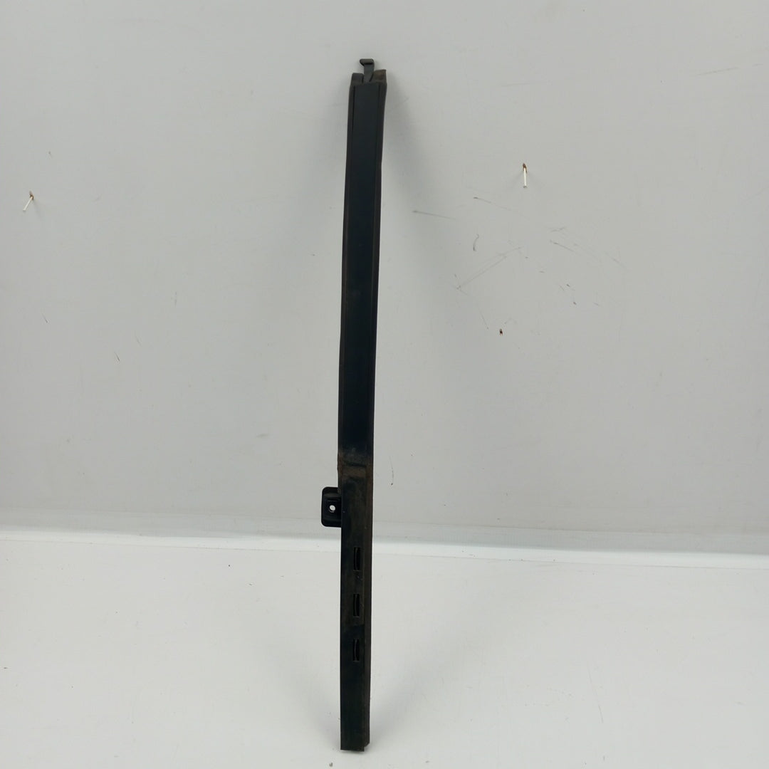 Водач стъкло на дясна врата Opel Corsa D 5-Türer