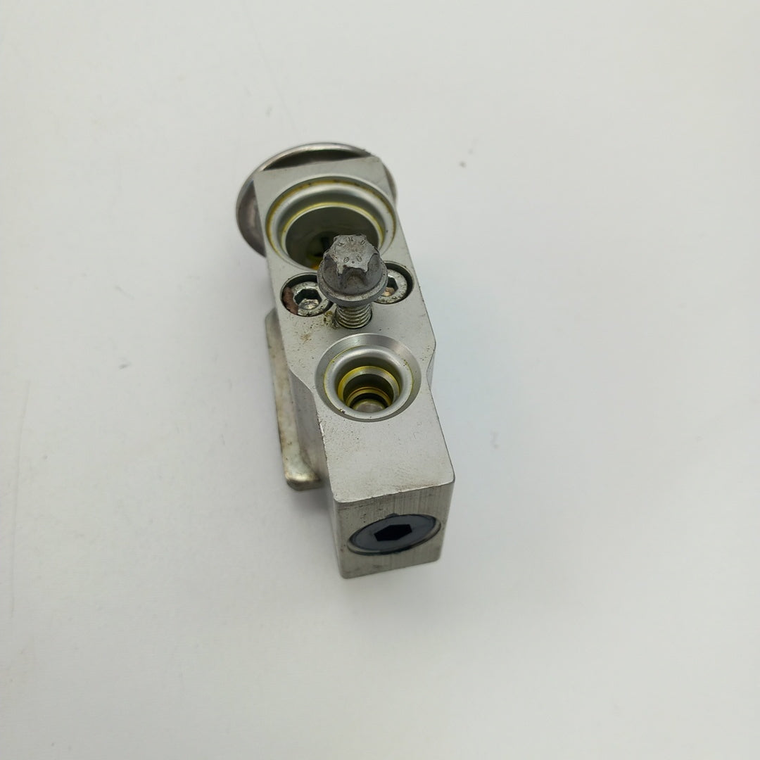 Клапан изпарител климатик Opel Corsa D