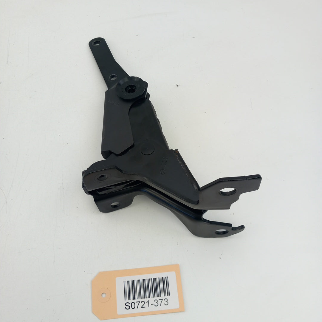 Конзола седалка задна средна Средна панта Opel Corsa D 5-Türer