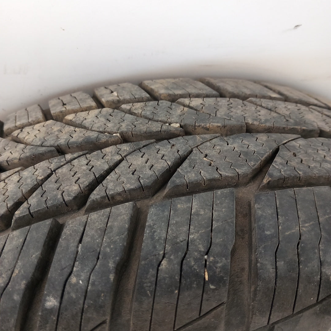 Комплект 16 " цола 4 бр. всесезонни гуми 195/55R16 87 V M+S 4Season Tyfoon
