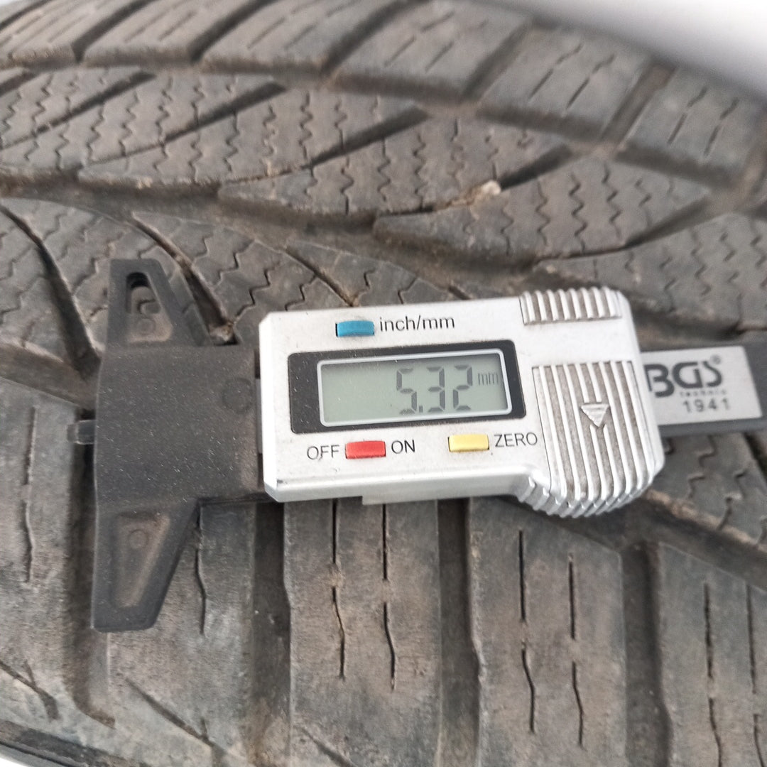 Комплект 16 " цола 4 бр. всесезонни гуми 195/55R16 87 V M+S 4Season Tyfoon