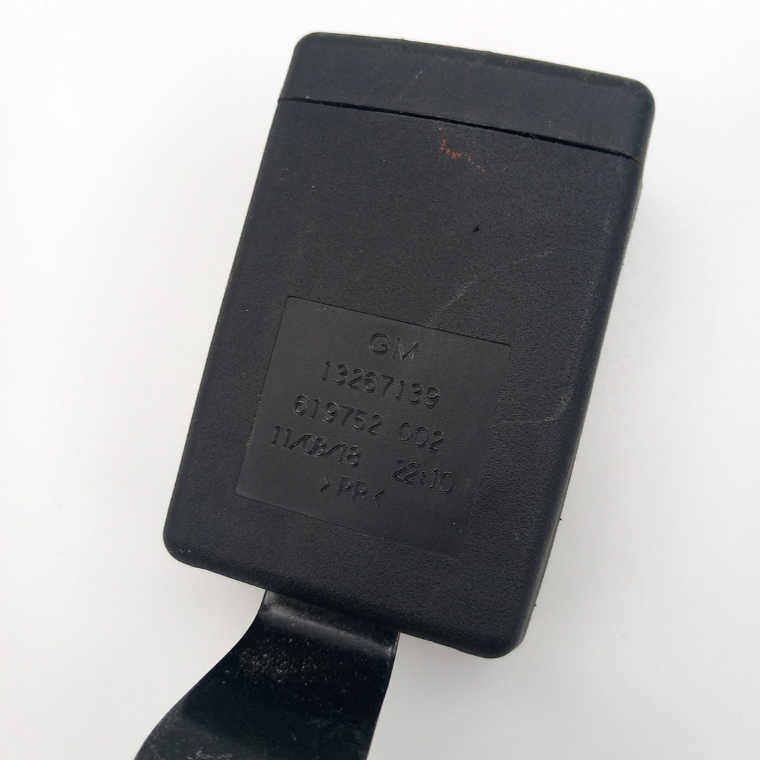 Закопчалка колан задна лява Opel Insignia A