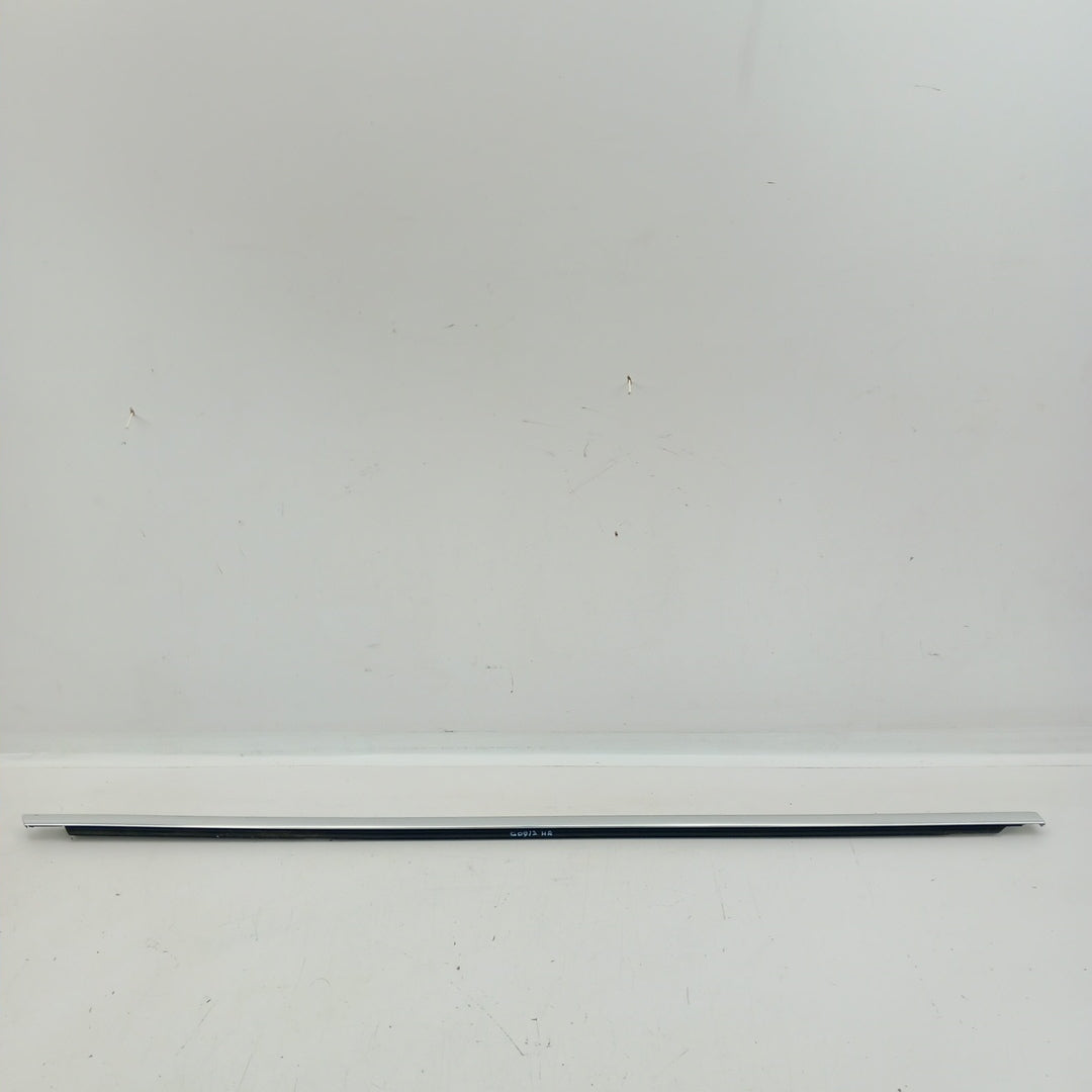 Лайстна стъкло на врата задна дясна външна хром Opel Insignia A хечбек