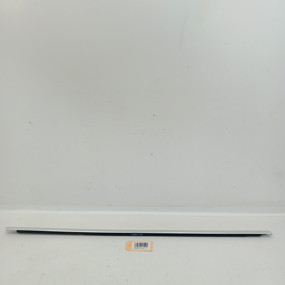 Лайстна стъкло на врата задна дясна външна хром Opel Insignia A хечбек