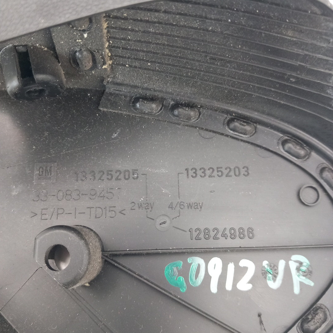 Пластмаса седалка предна дясна вътрешна Opel Insignia A