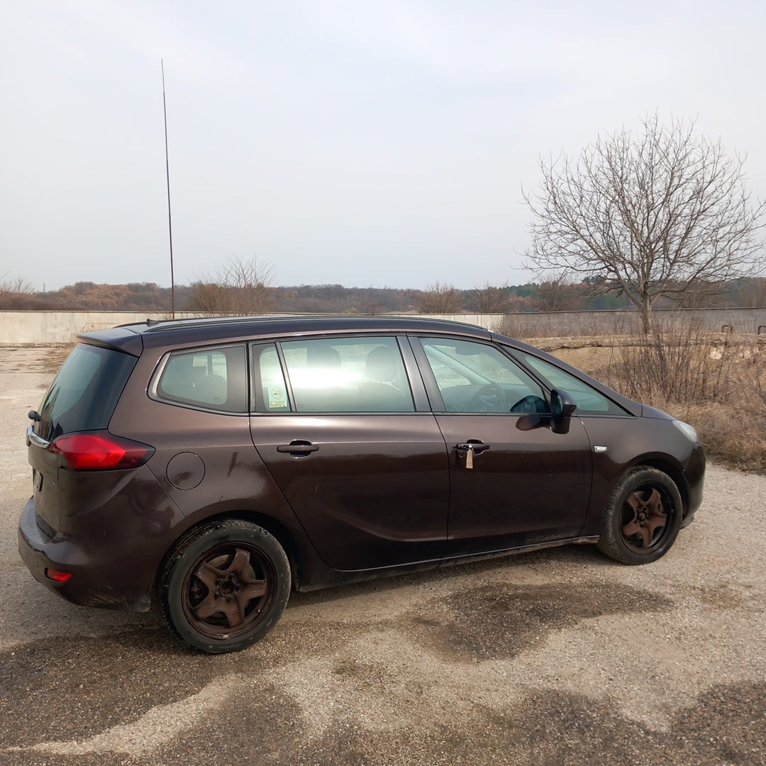 Opel Zafira C Tourer 2,0 CDTI 170 PS B20DTH 2015 снимки / P1202