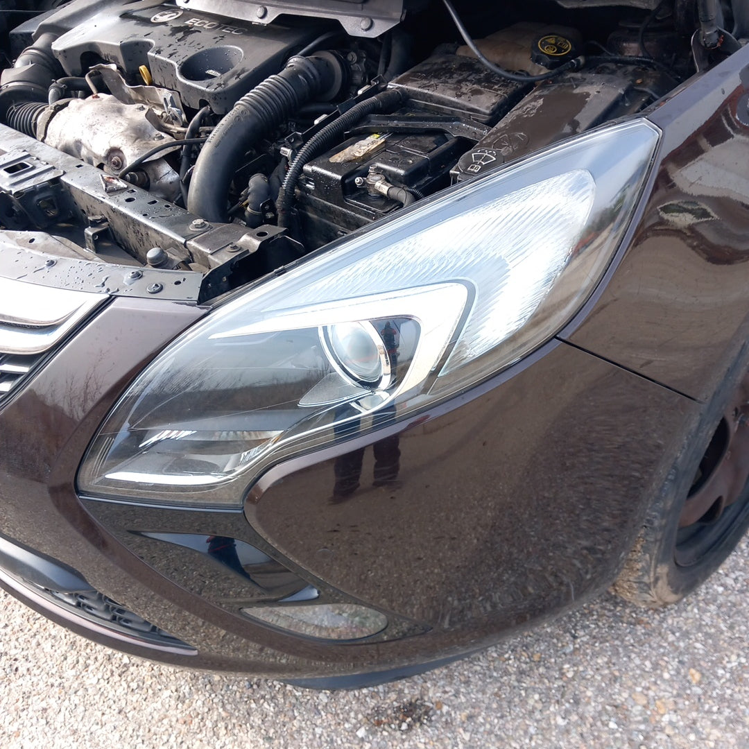 Opel Zafira C Tourer 2,0 CDTI 170 PS B20DTH 2015 снимки / P1202