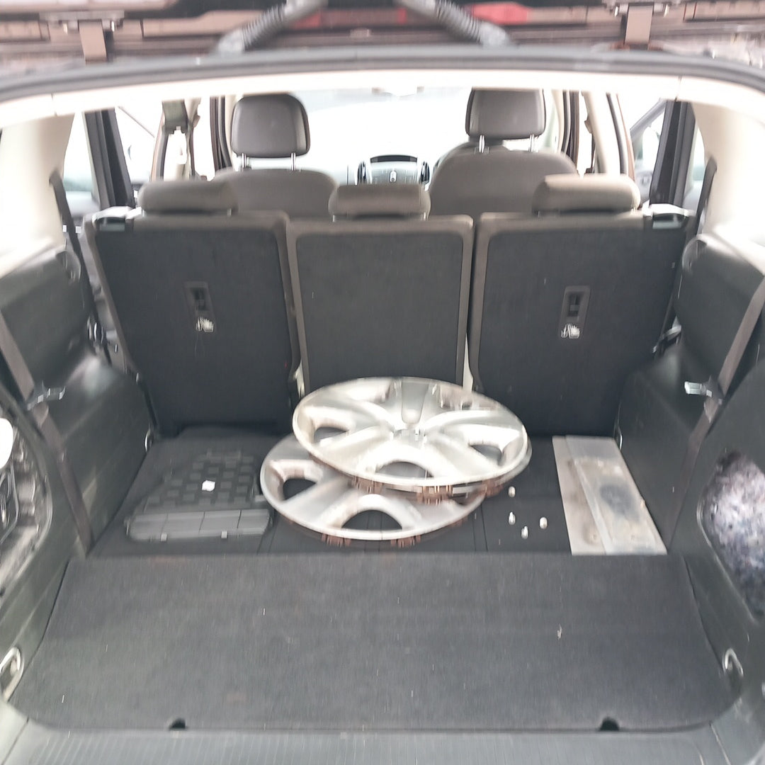 Opel Zafira C Tourer 2,0 CDTI 170 PS B20DTH 2015 снимки / P1202