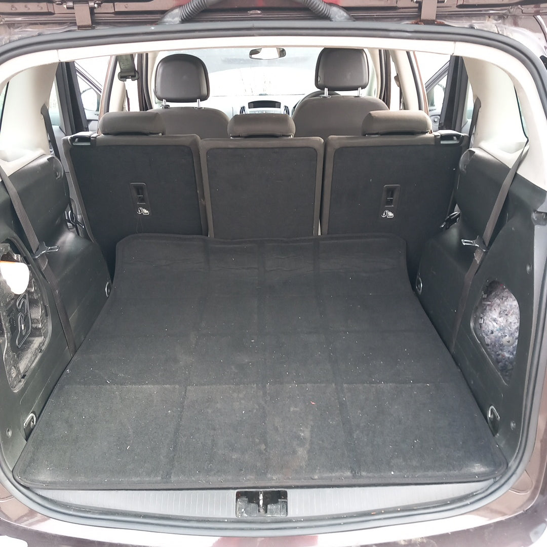 Opel Zafira C Tourer 2,0 CDTI 170 PS B20DTH 2015 снимки / P1202