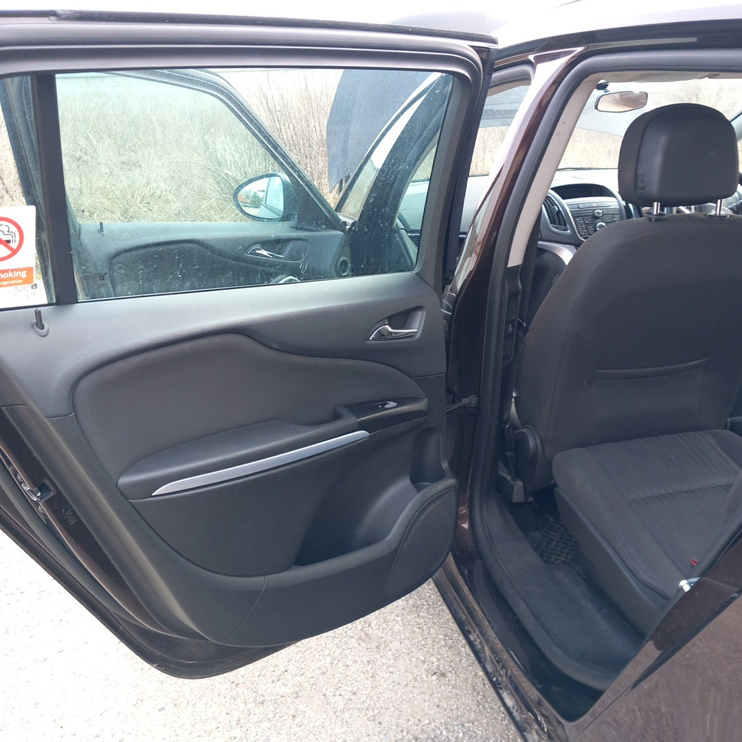 Opel Zafira C Tourer 2,0 CDTI 170 PS B20DTH 2015 снимки / P1202