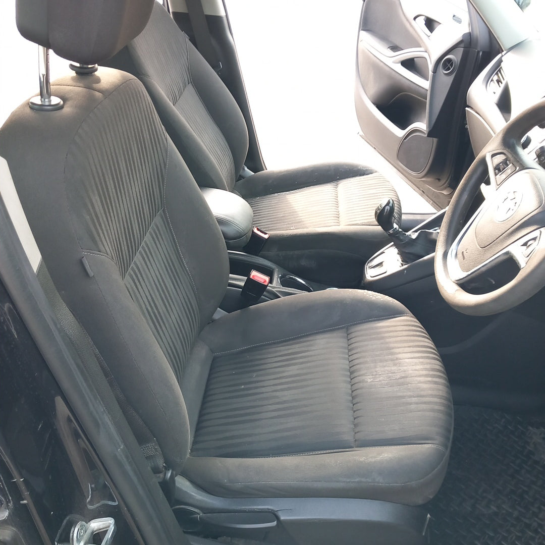 Opel Zafira C Tourer 1,6 CDTI B16DTH 2015 снимки/ P1203