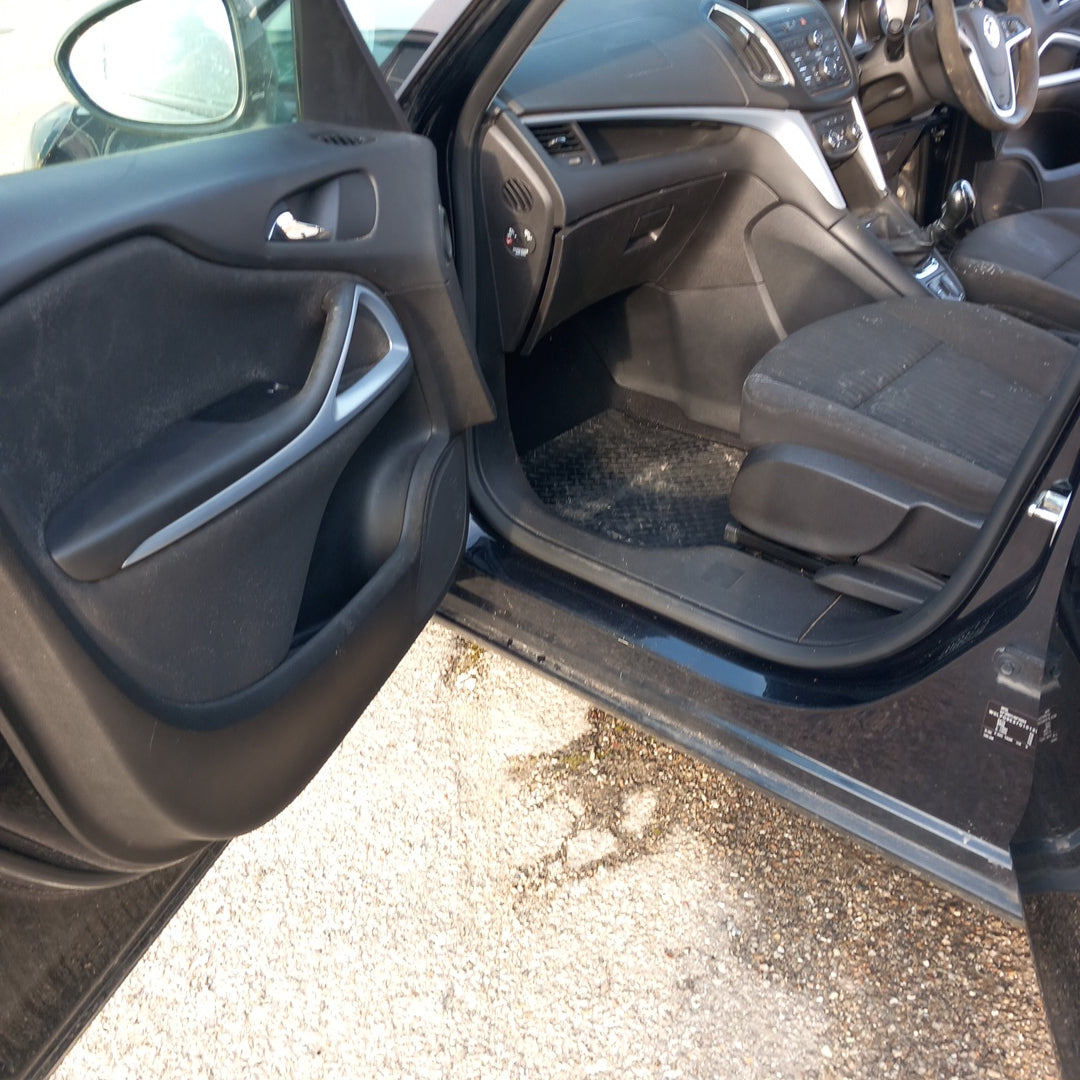 Opel Zafira C Tourer 1,6 CDTI B16DTH 2015 снимки/ P1203