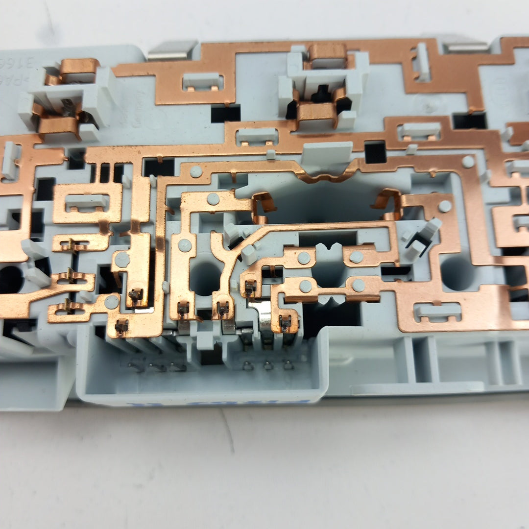 Плафон осветление таван среден Opel Zafira C Tourer