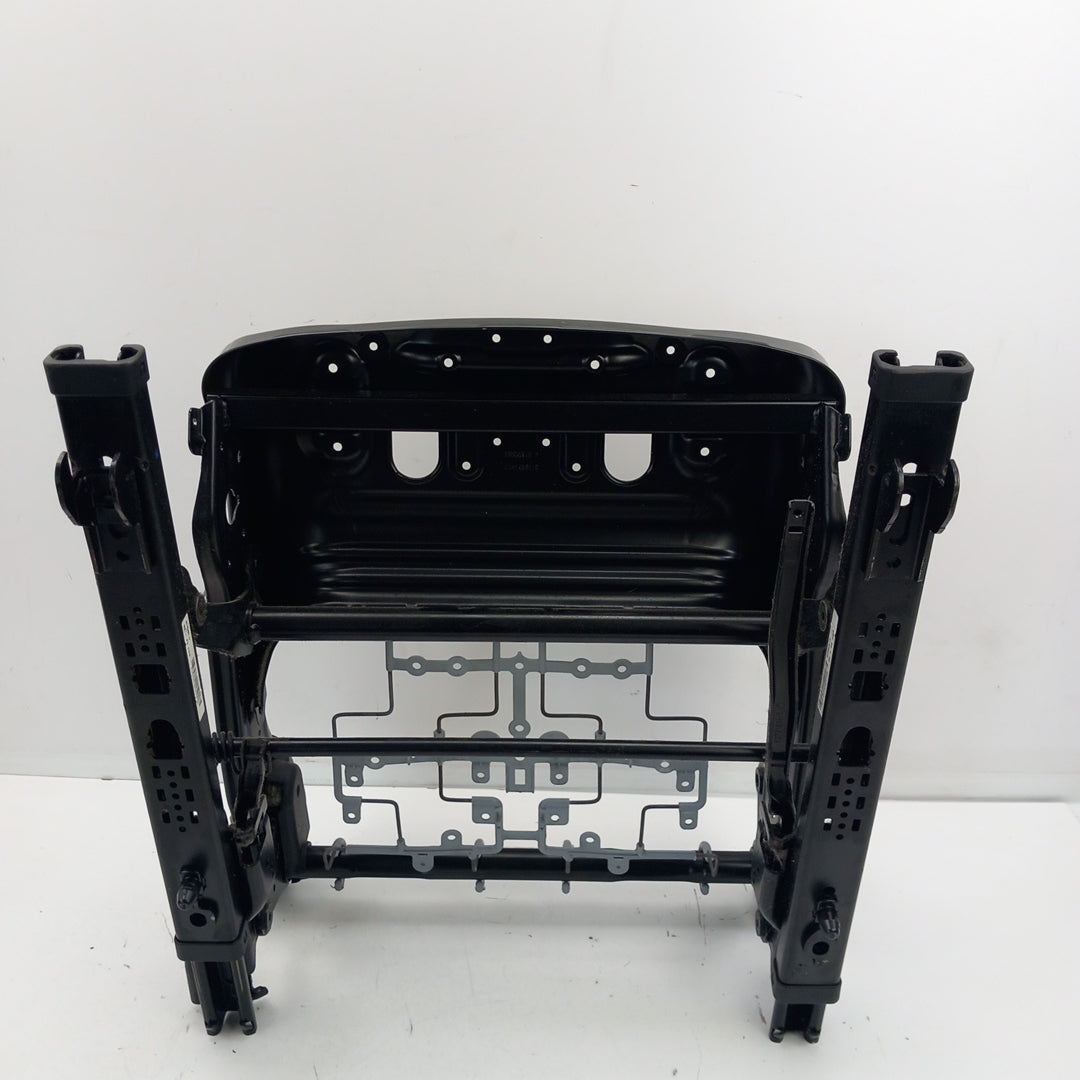 Конзола седалка предна дясна десен волан Opel Zafira C Tourer