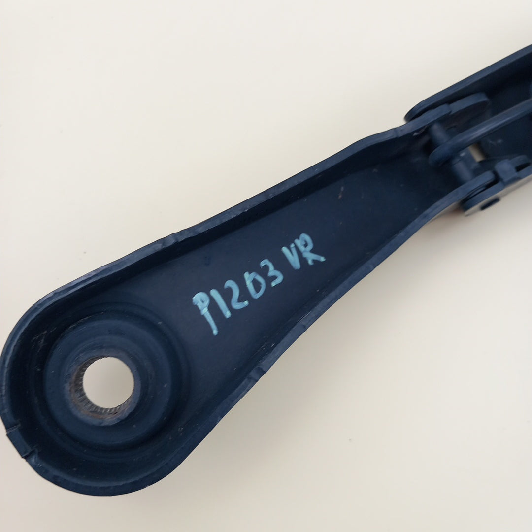 Рамо чистачка предно стъкло дясно RHD Opel Zafira C Tourer