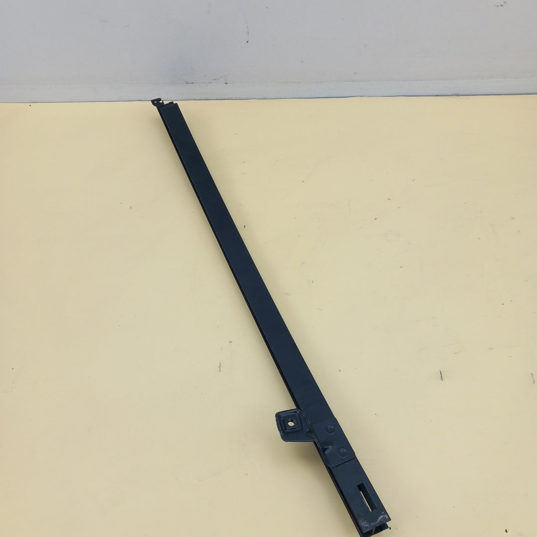 Разделителна лайсна задна лява врата Opel Zafira C Tourer