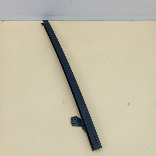 Разделителна лайсна задна дясна врата Opel Zafira C Tourer