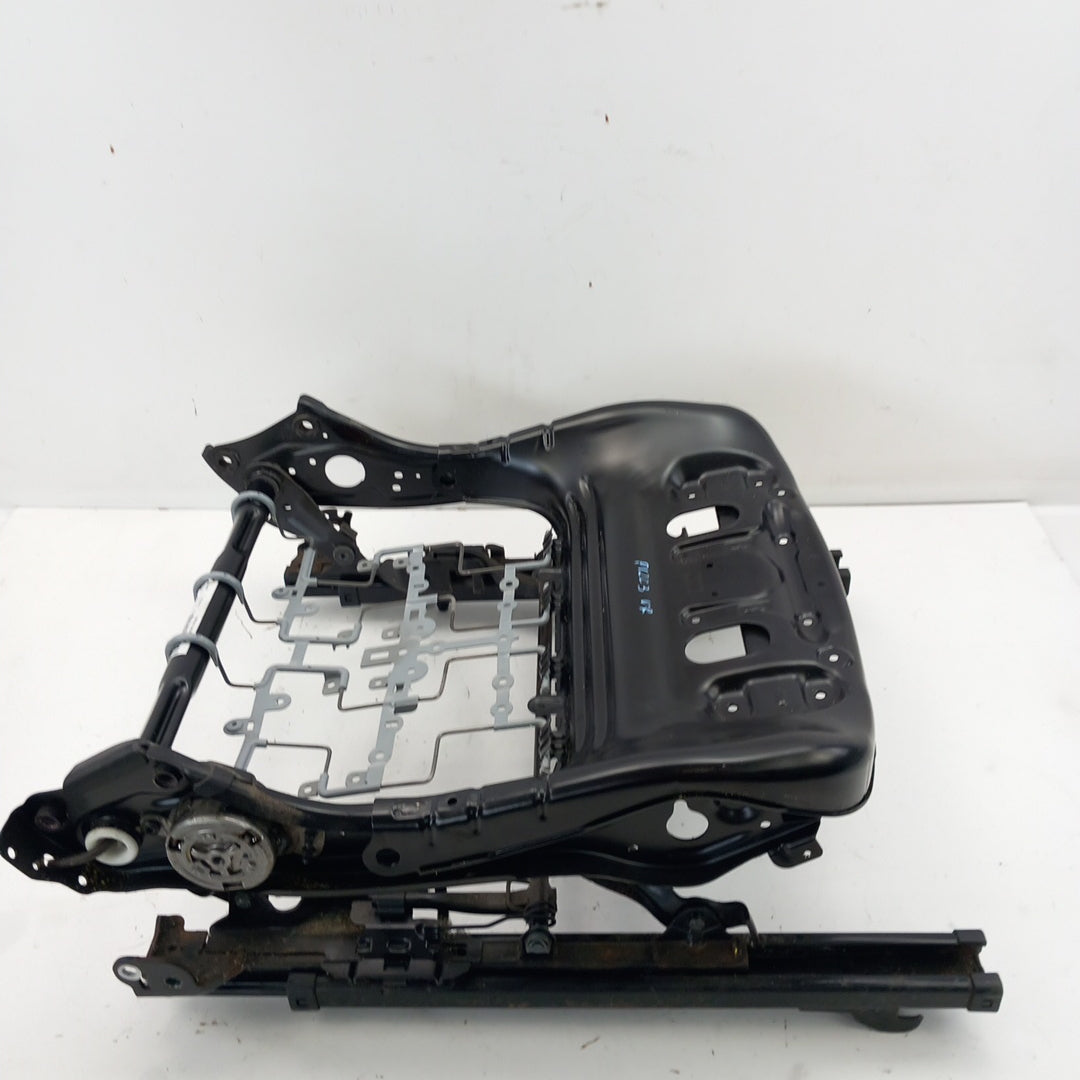 Конзола седалка предна дясна RHD Opel Zafira C Tourer