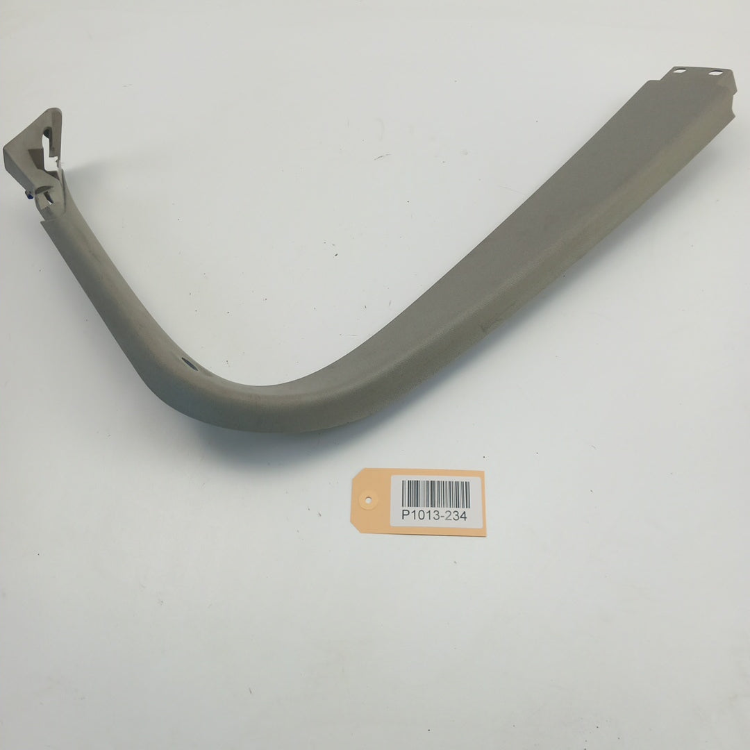 Пластмаса капак багажник горна лява Titanium Bright Opel Astra J 5 врати