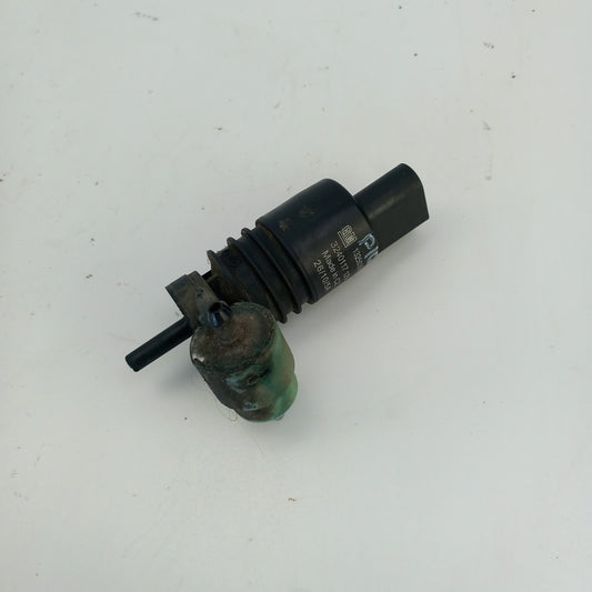 Помпичка чистачки Opel Astra J