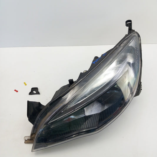 Фар ляв RHD schwarz nicht original Opel Astra J