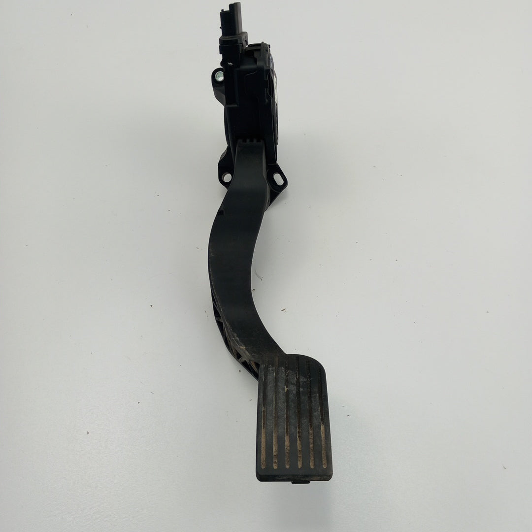 Педал газ RHD Opel Crossland X