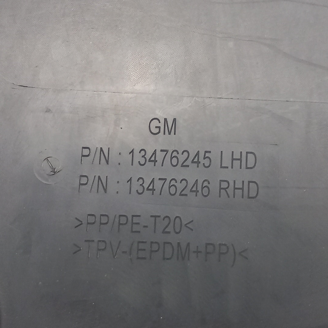 Капак лостов механизъм чистачки предно стъкло RHD десен волан Opel Crossland X