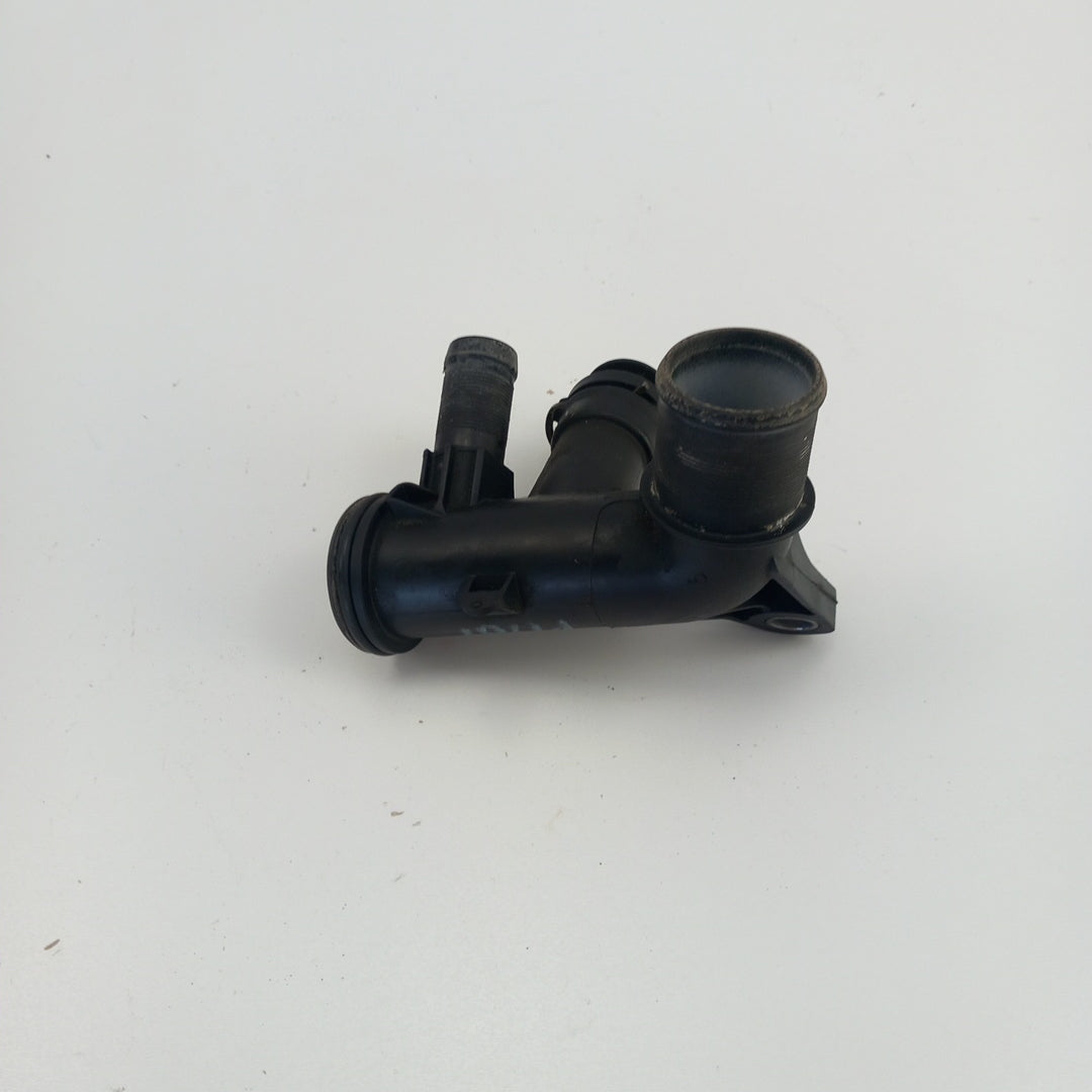 Водно разпределително пластмасово Съединение Opel Crossland X 1,6 CDTI B16DT