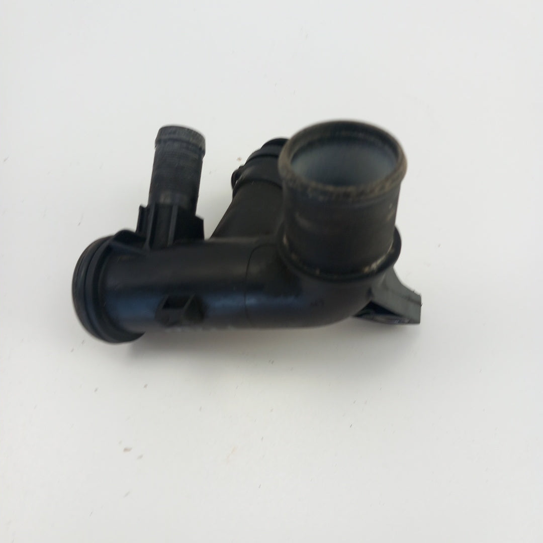 Водно разпределително пластмасово Съединение Opel Crossland X 1,6 CDTI B16DT