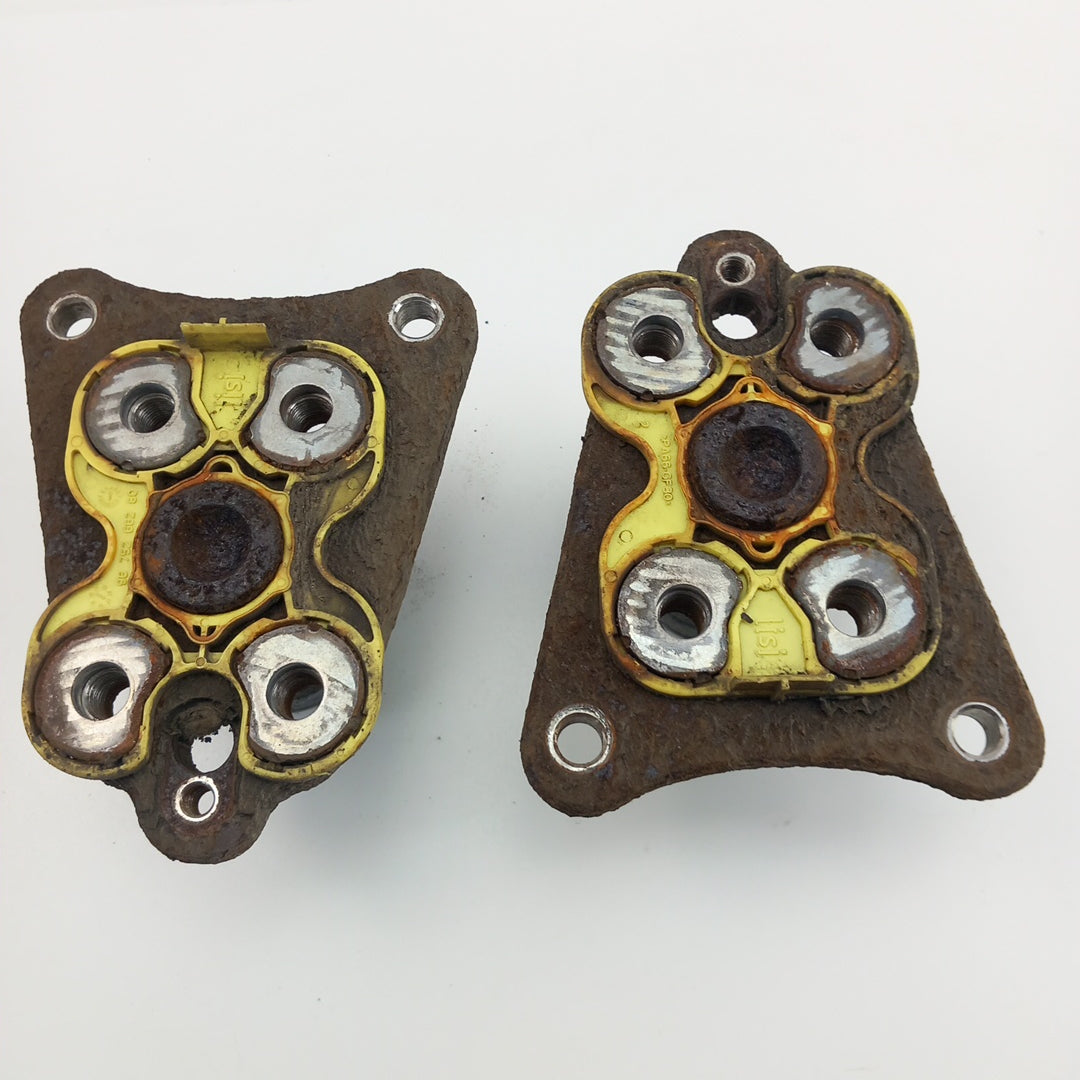 Главина задна лява / дясна Комплект 2x Opel Crossland X 1,6 CDTI B16DT