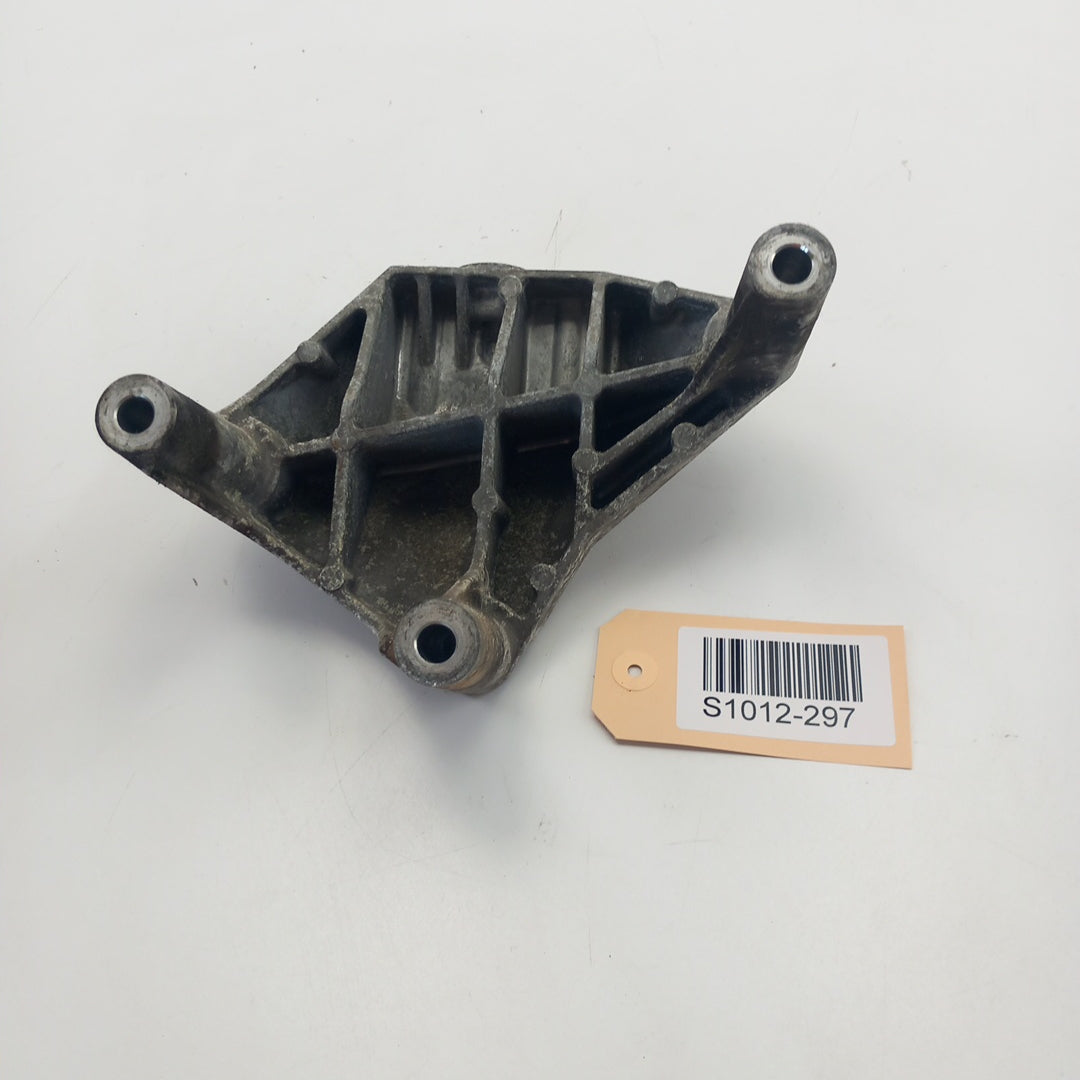 Стойка двигател дясна Opel Meriva B 1,4 B14XER