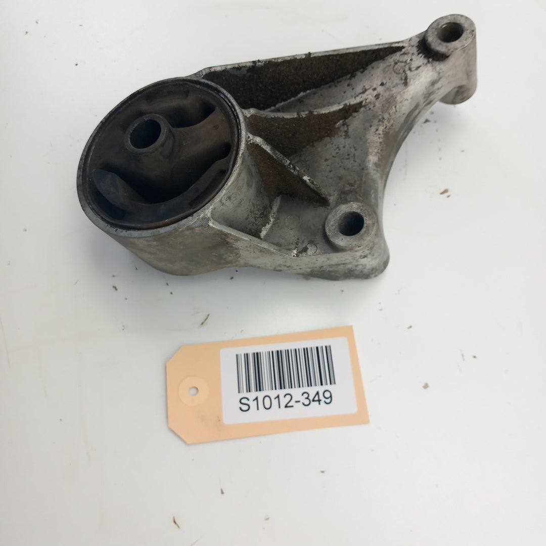 Тампон двигател преден Opel Meriva B 1,4 B14XER