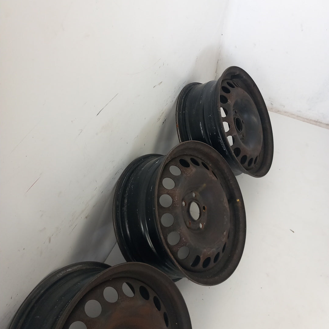 Комплект 16'' цола железни джанти 16x6 1/2 J IS39 5x105 Opel Astra J (една ударена)