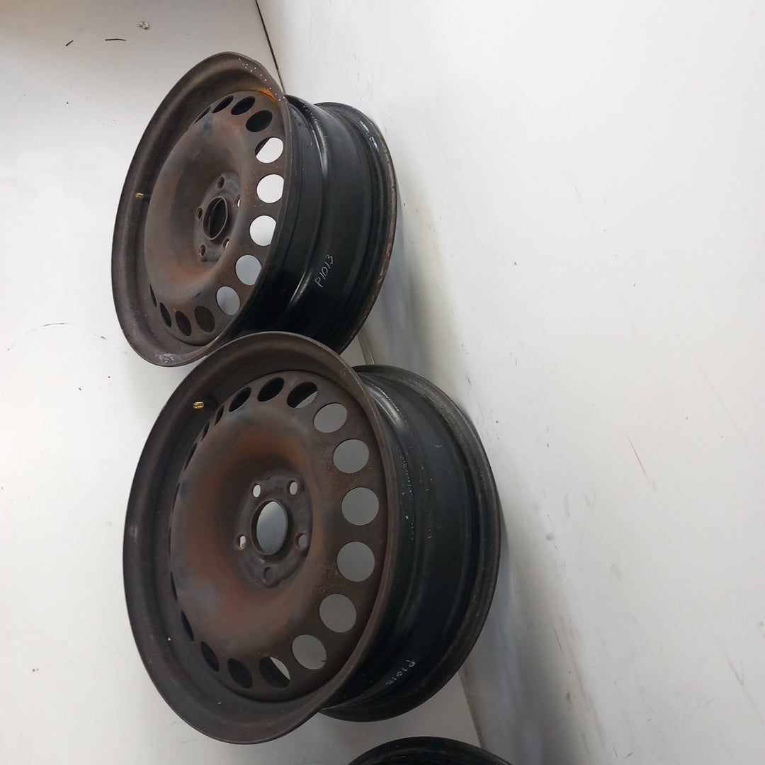 Комплект 16'' цола железни джанти 16x6 1/2 J IS39 5x105 Opel Astra J (една ударена)