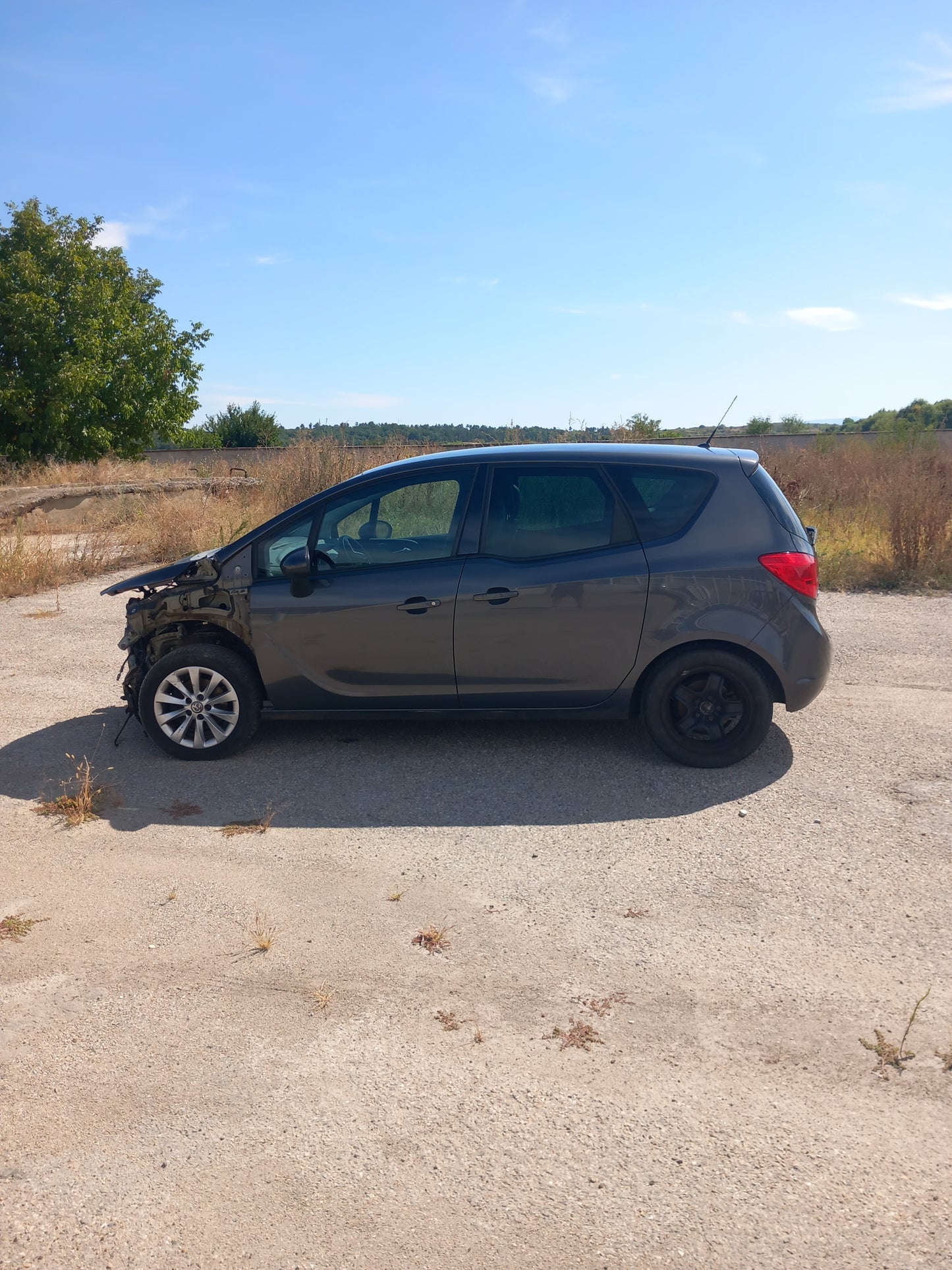 Opel Meriva B 1,4 Grey A14XER S1011-000 снимки