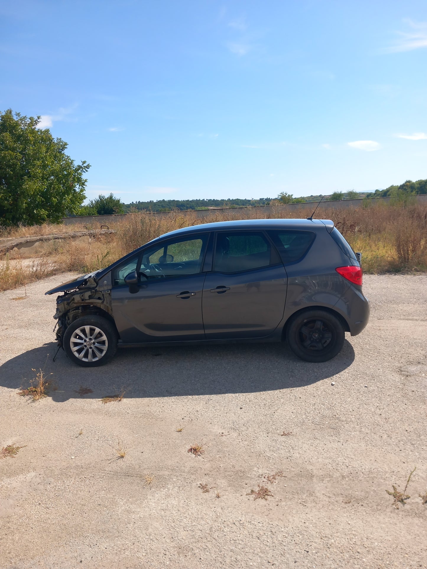 Opel Meriva B 1,4 Grey A14XER S1011-000 снимки