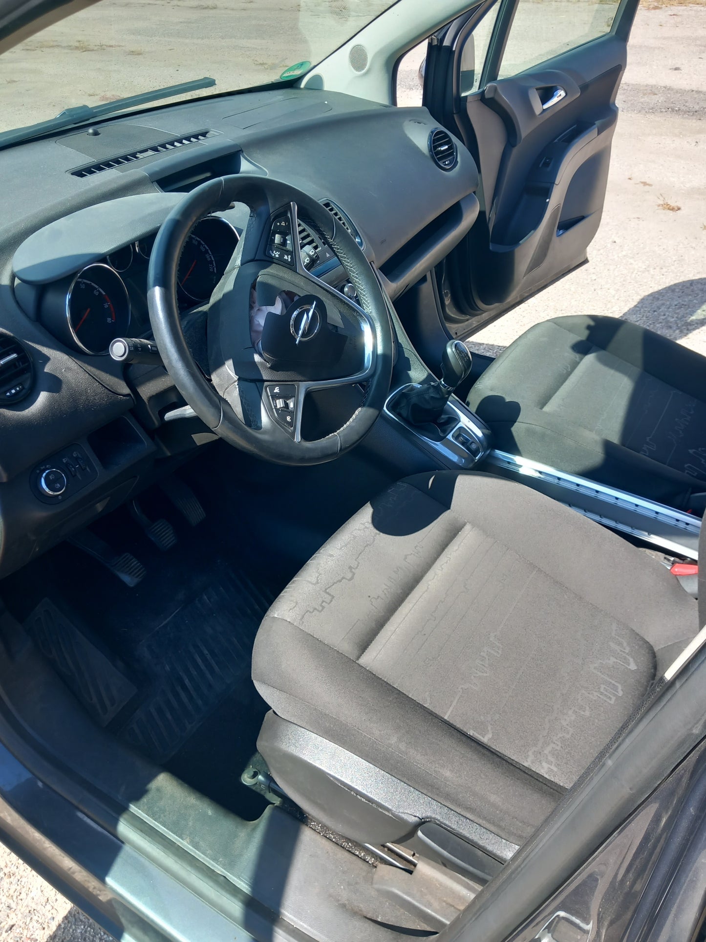 Opel Meriva B 1,4 Grey A14XER S1011-000 снимки