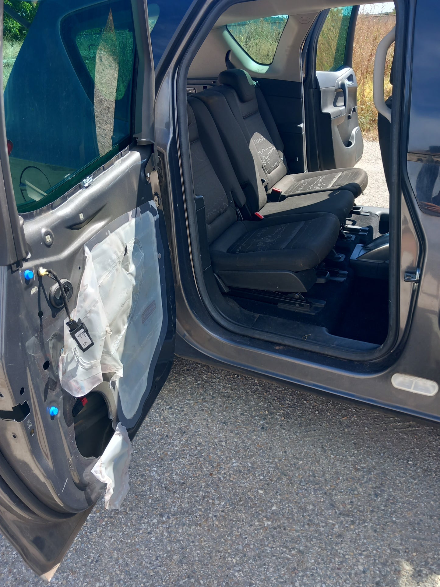 Opel Meriva B 1,4 Grey A14XER S1011-000 снимки