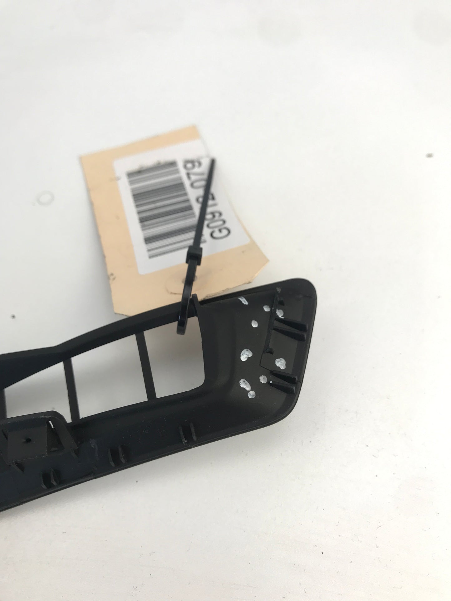 Решетка тонколона табло в средата Opel Insignia A