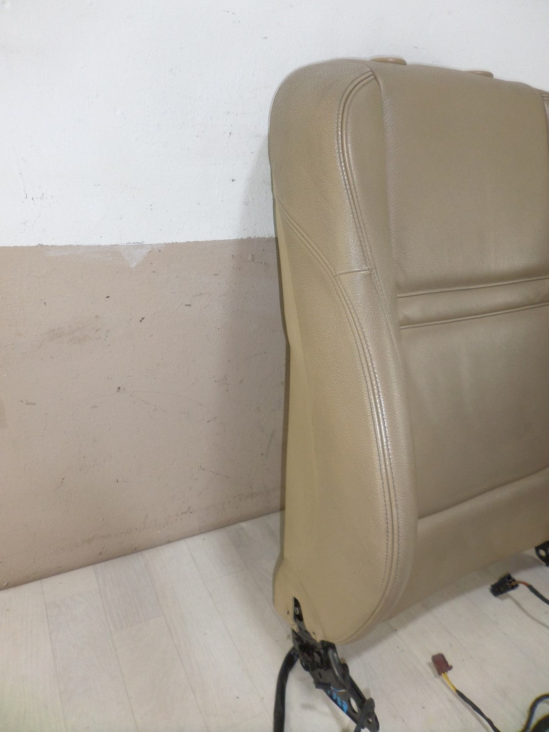 Електрическа облегалка, облегалка, седалка, бежова, предна лява, BMW E70 X5