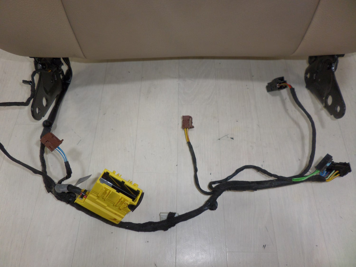 Електрическа облегалка, облегалка, седалка, бежова, предна лява, BMW E70 X5