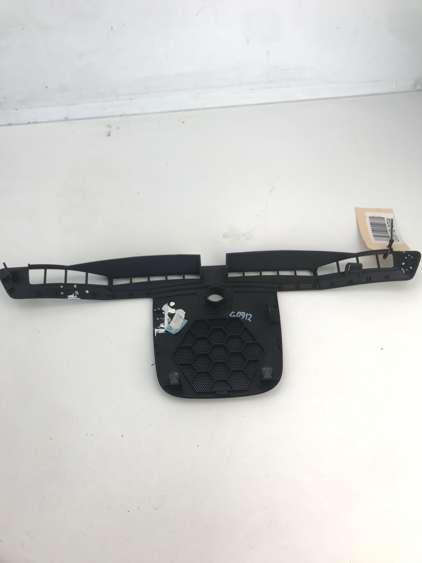 Решетка тонколона табло в средата Opel Insignia A