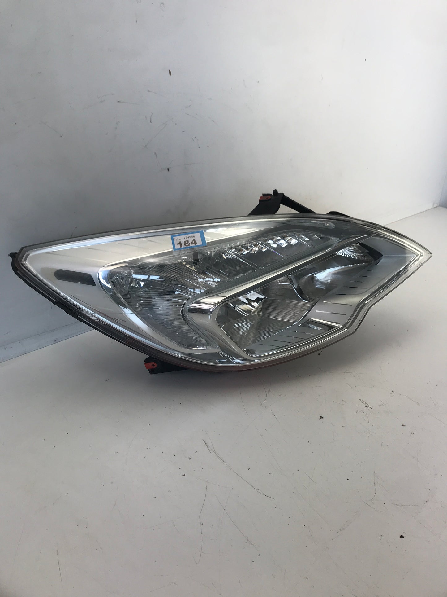 Фар преден десен RHD десен волан Opel Meriva B