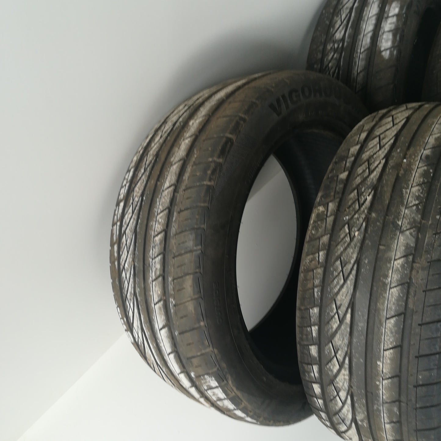 Комплект 19" цола 4бр. летни гуми HIFLY Vigorous HP801 255/50 R19 107V XL EXTRA LOAD