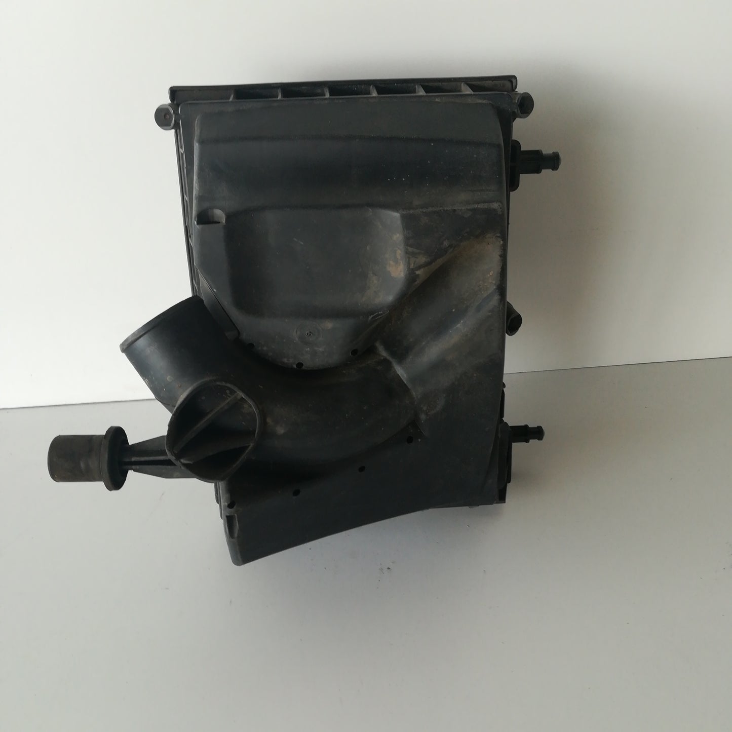 Кутия Въздушен филтър 1,8 Z18XE Opel Meriva A