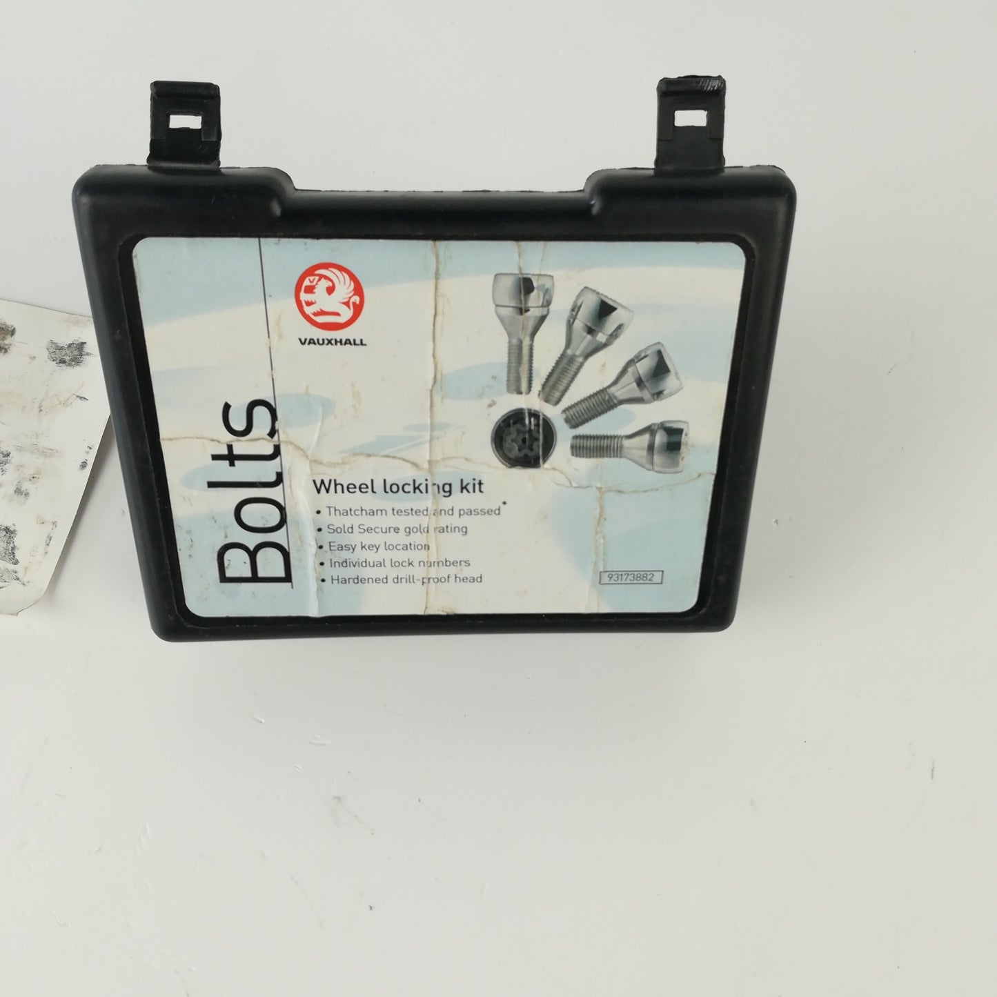 Комплект оригинални секретни болтове за лети джанти Opel Corsa D