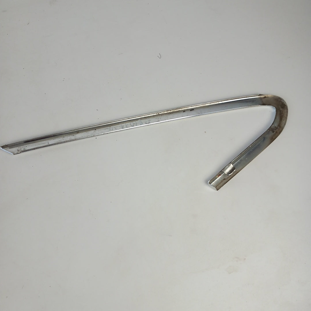 Лайсна хром ляво предно стъкло Opel Astra J 5 врати