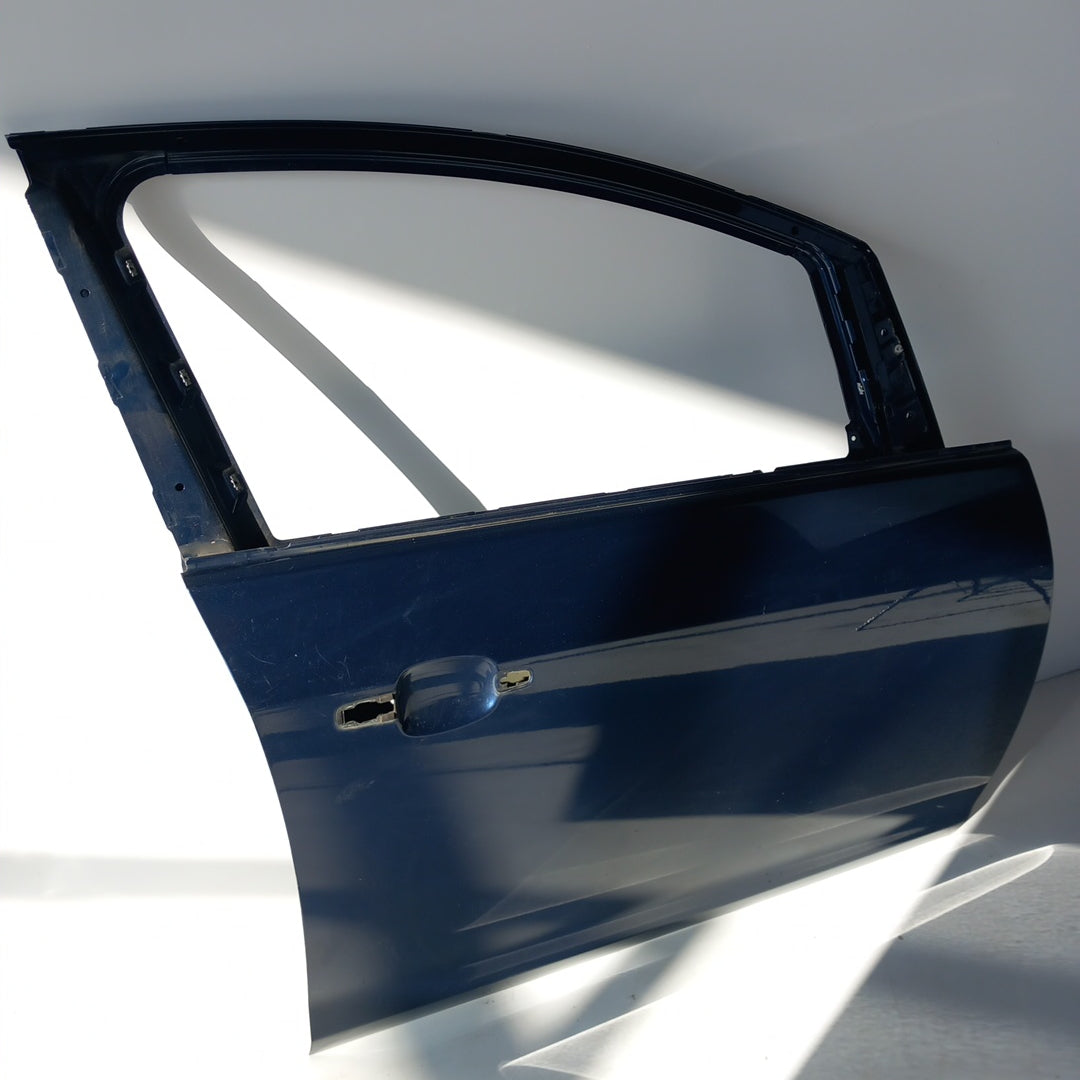 Врата предна дясна Z22A Ozean Blau Opel Astra J 5 врати