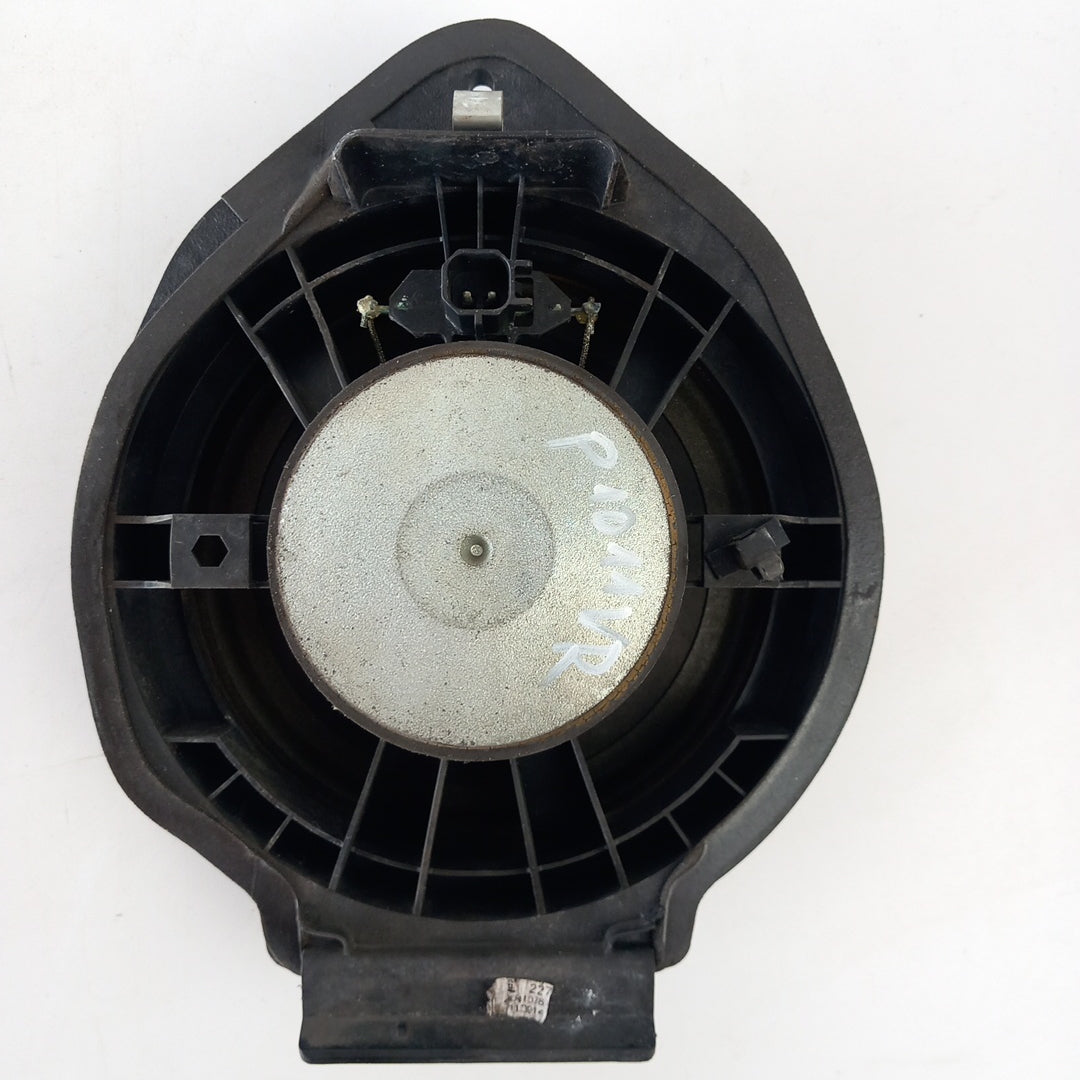 Високоговорител 20 W ляв /десен предна врата Opel Astra J 5 врати