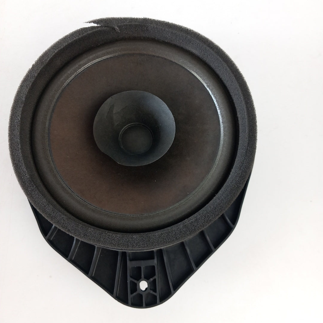 Високоговорител ляв /десен задна врата Opel Astra J 5 врати